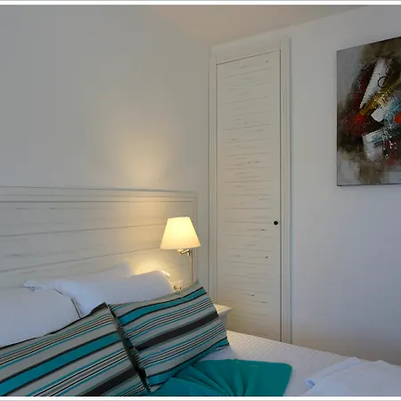 Poseidon Boutique And Yacht Club Hotel