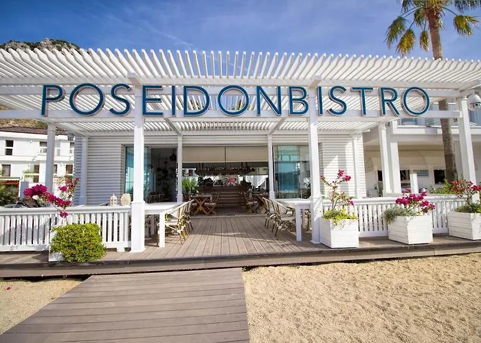 Poseidon Boutique And Yacht Club ホテル 4*