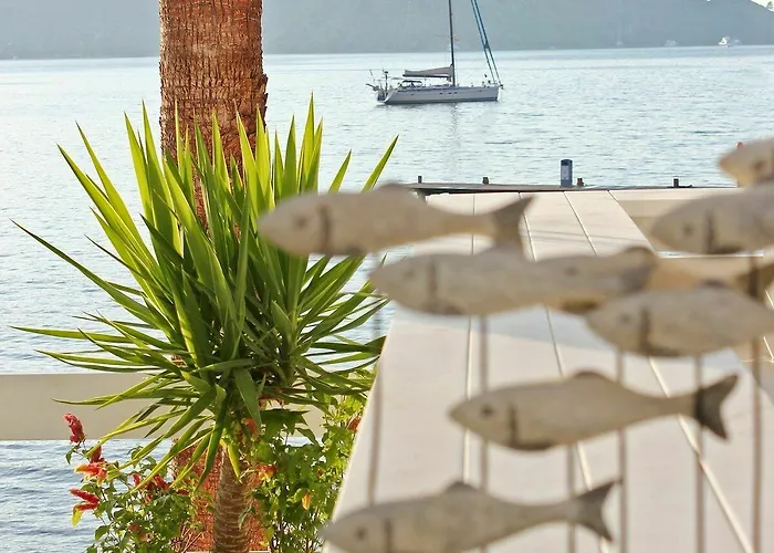 Poseidon Boutique And Yacht Club ホテル 4*
