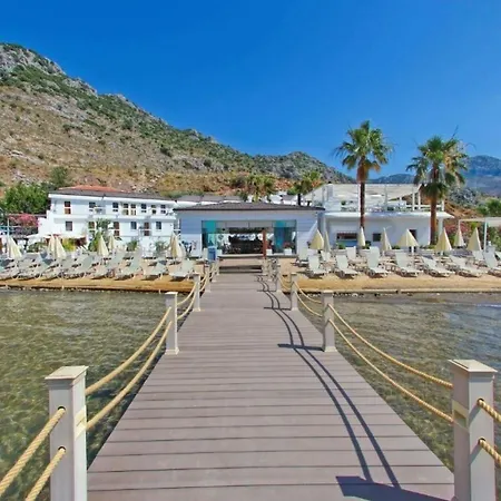 Hotel Poseidon Boutique And Yacht Club