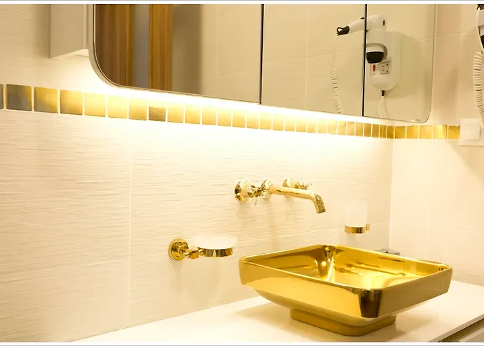 Poseidon Boutique And Yacht Club 4* 셀리미예